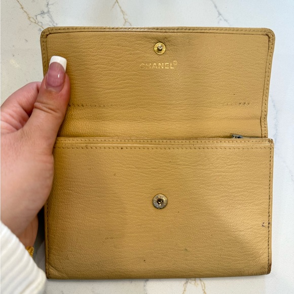 Chanel Tan Leather Wallet - Picture 2 of 6